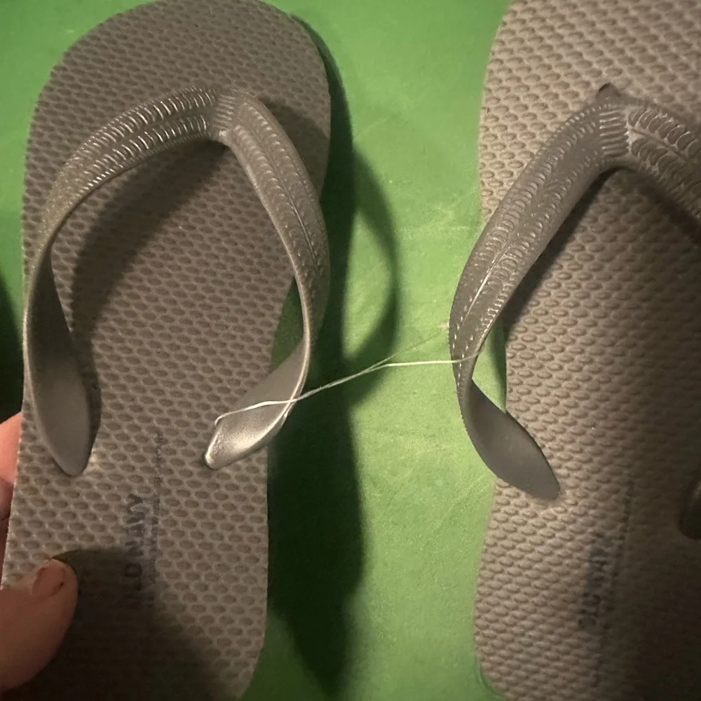 Old Navy Navy and‎ Gray Sandals Set